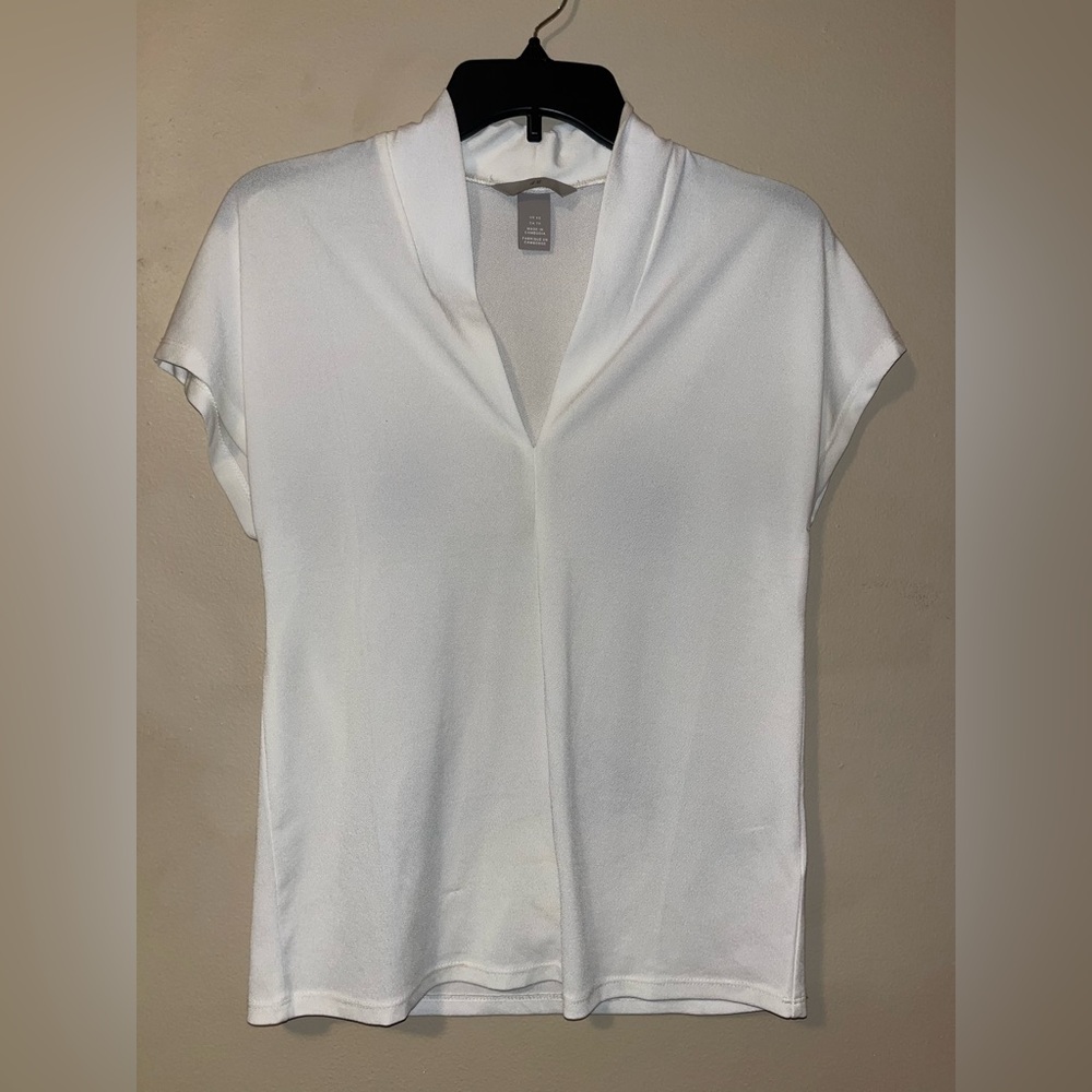H&M white v-neck top